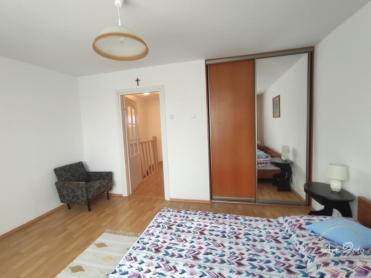 Apartament - 3 Pokojowe Dwupoziomowe Mieszkanie Z Ogrodem 克罗科瓦 外观 照片